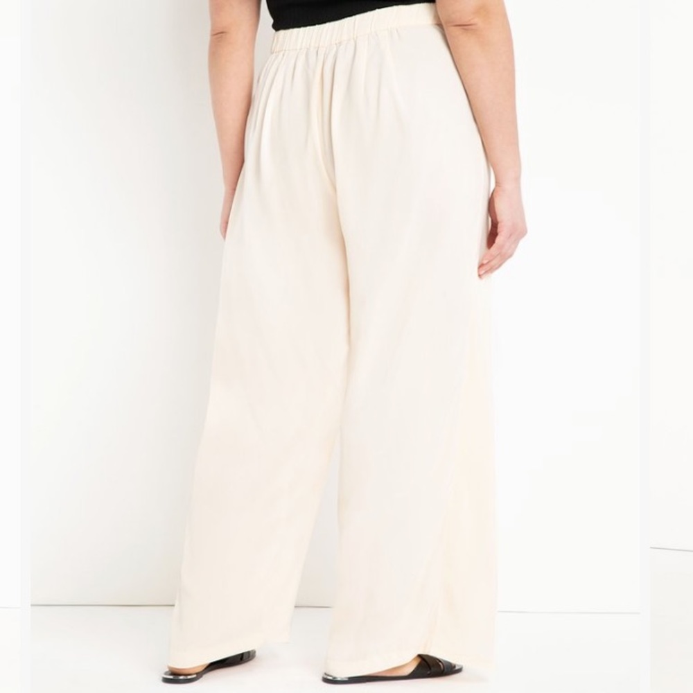 Eloquii NWT Ivory Wide Leg Overlay Pants 24 - Picture 2 of 7